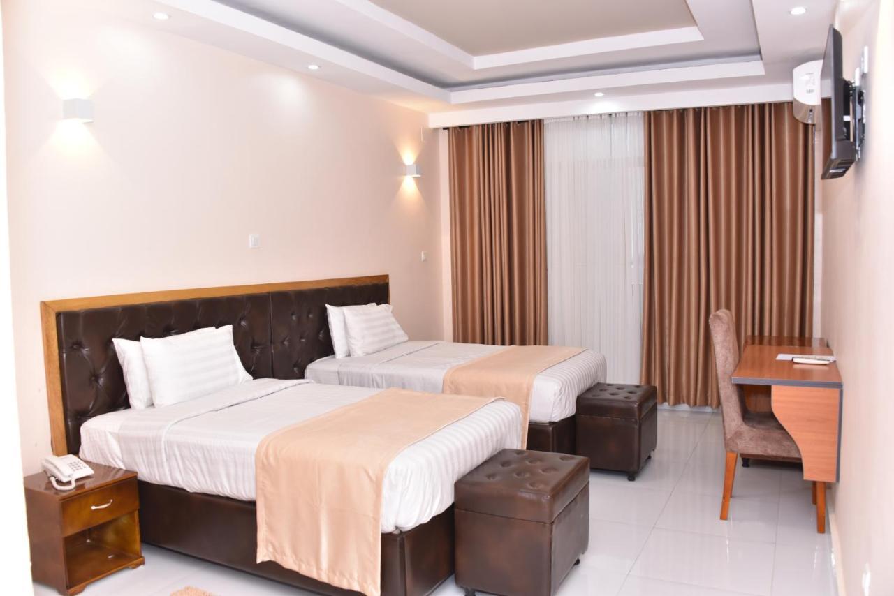 King'S Conference Centre Hotel Bujumbura Buitenkant foto