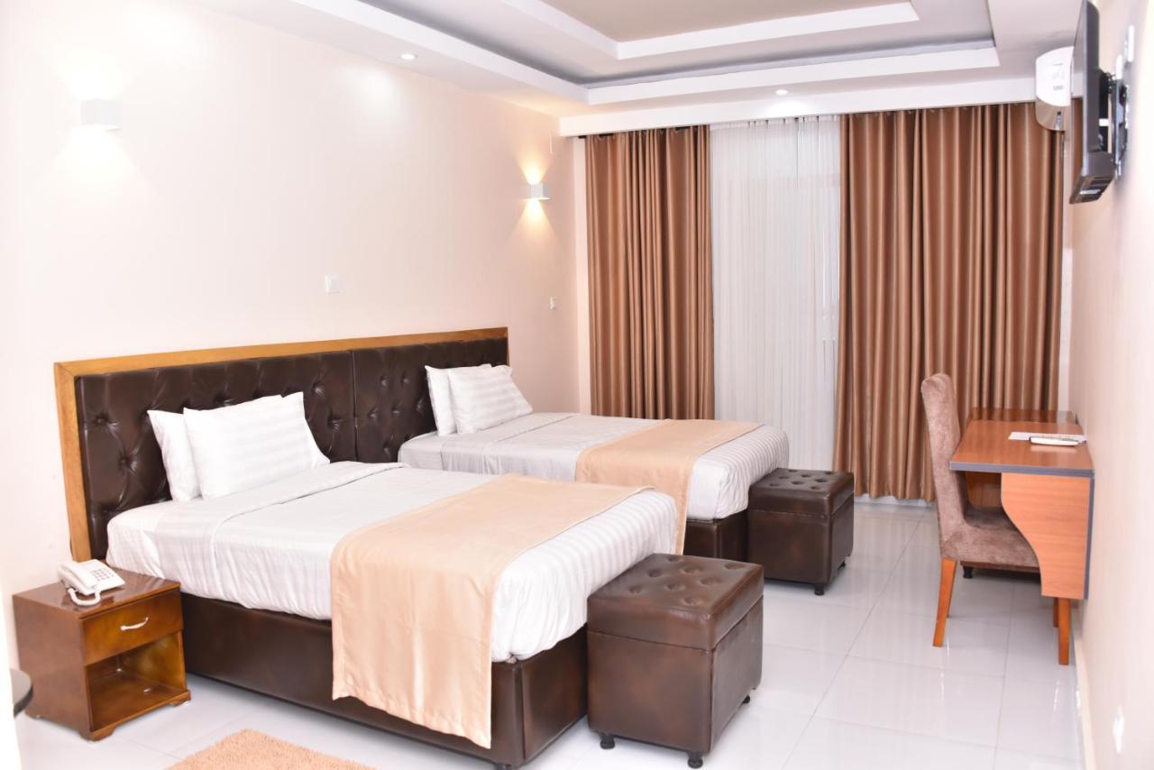 King'S Conference Centre Hotel Bujumbura Buitenkant foto