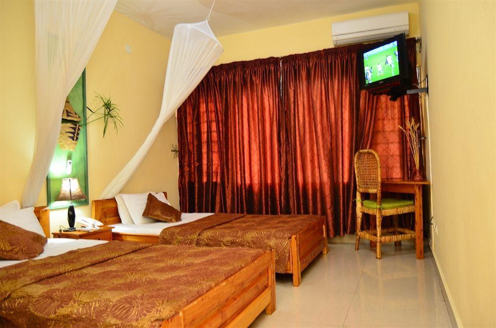 King'S Conference Centre Hotel Bujumbura Buitenkant foto
