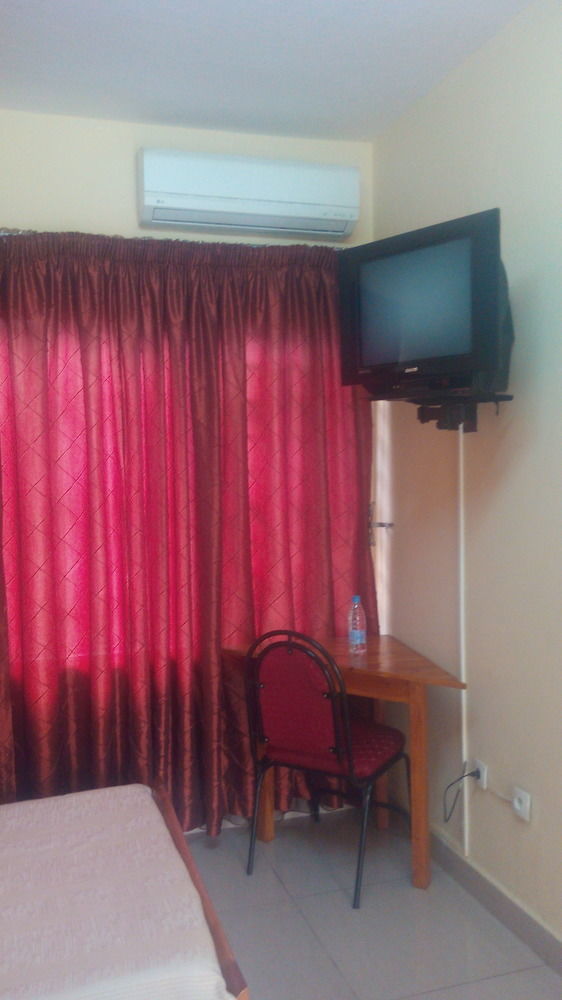 King'S Conference Centre Hotel Bujumbura Buitenkant foto